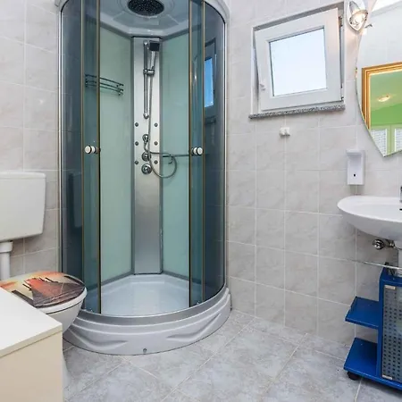 Apartamento In - Insel 41240 Vir