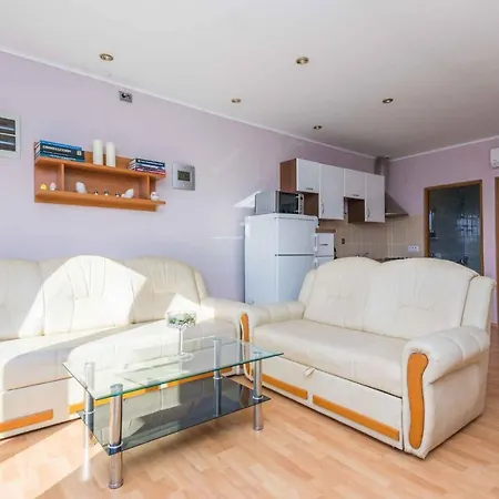In - Insel 41240 Apartamento