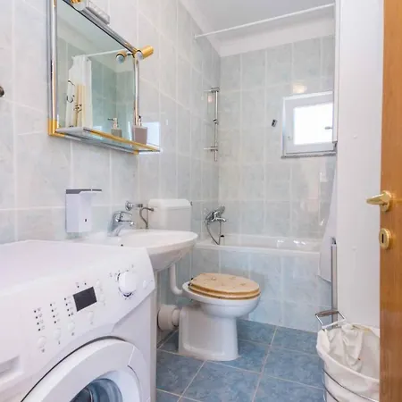 In - Insel 41240 Apartamento