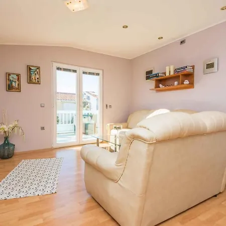 In - Insel 41240 Apartamento