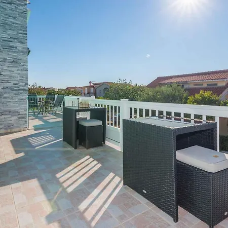 Apartamento In - Insel 41240 Vir