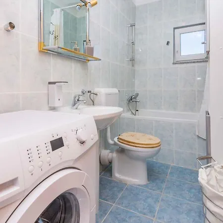 In - Insel 41240 Apartamento